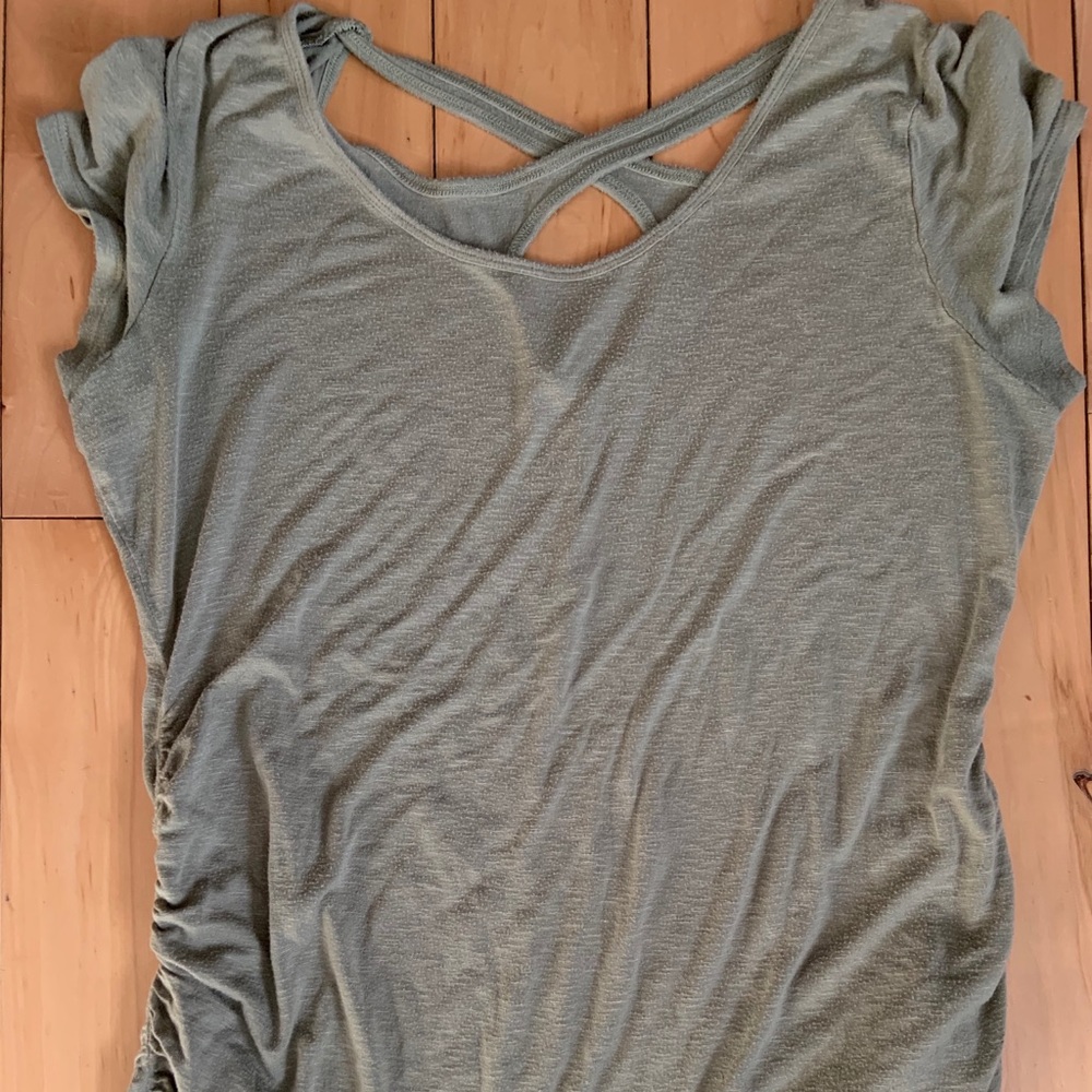 Jessica Simpson Short Sleeved Maternity Shirt